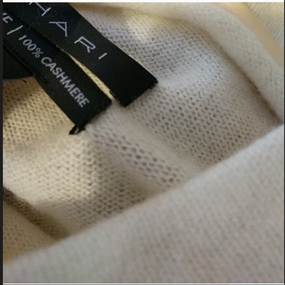 100% Cashmere Mock Neck Sweater - Picture 2 of 5